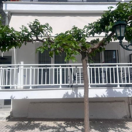 Zoi'S Stylish Apartment Kallithea  ภายนอก รูปภาพ