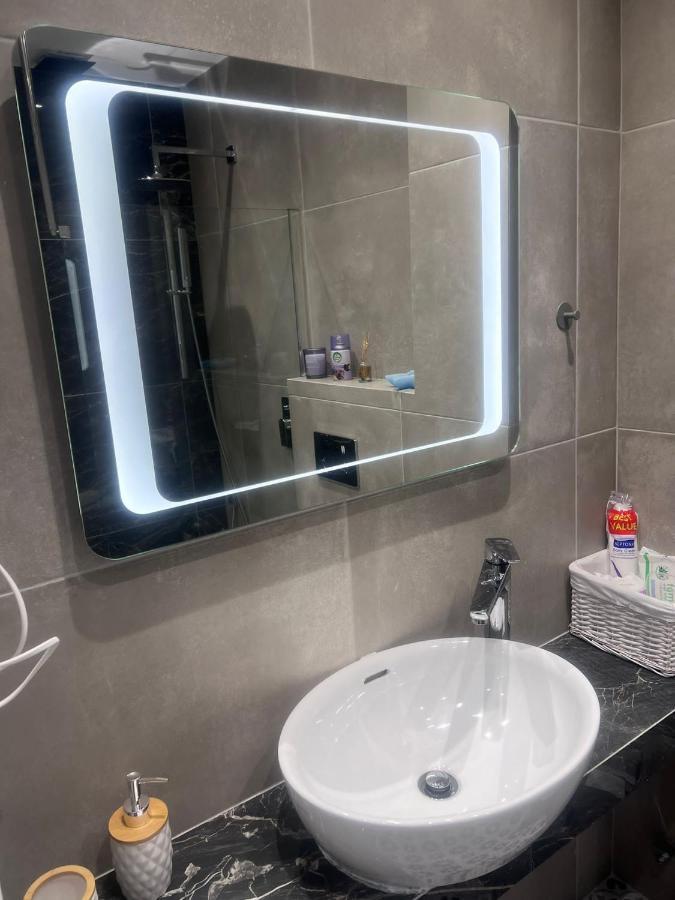 Zoi'S Stylish Apartment Kallithea  ภายนอก รูปภาพ