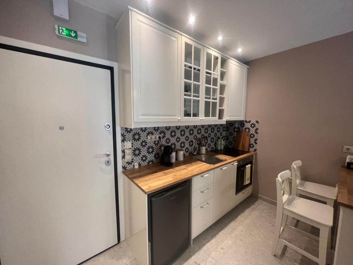 Zoi'S Stylish Apartment Kallithea  ภายนอก รูปภาพ
